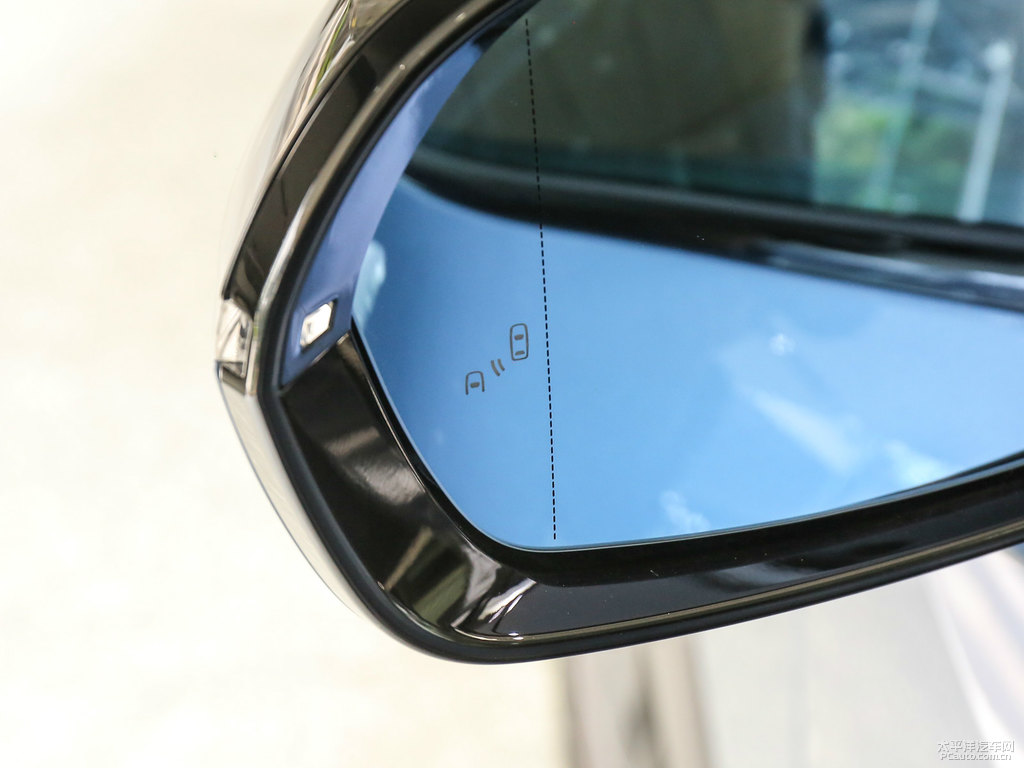 星空藍蔚來ES8車身外觀圖片