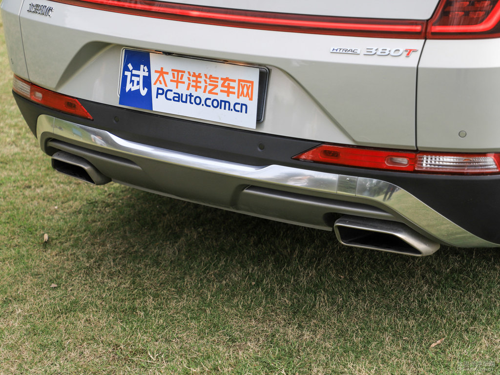 沙灘金勝達(dá)車尾外觀圖片