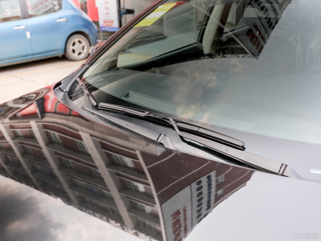 曜石黑啟辰T70車身外觀圖片