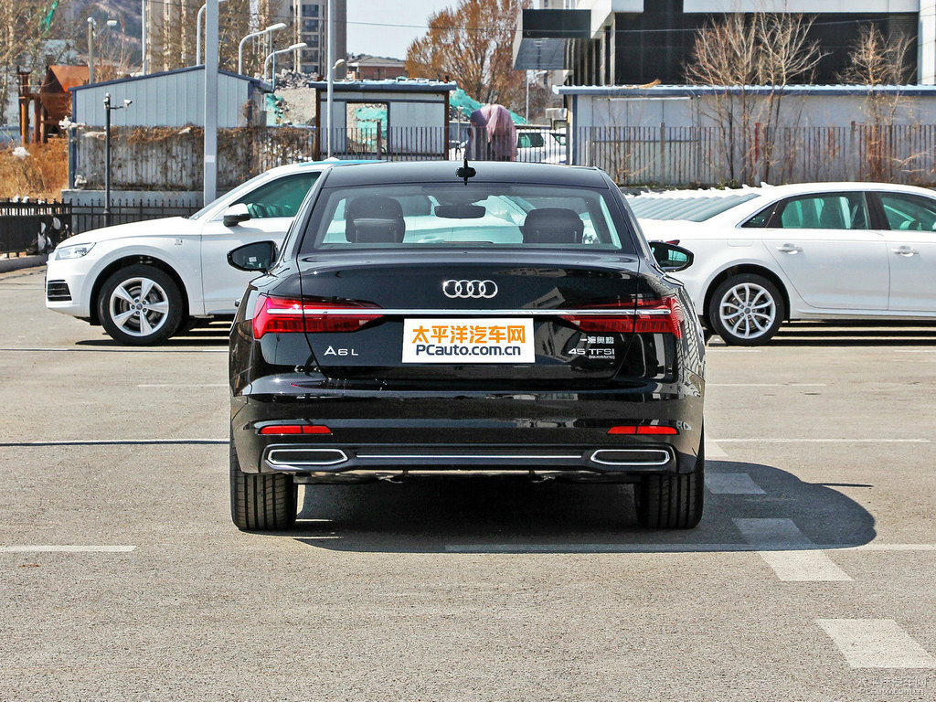 傳奇黑奧迪A6L整車外觀外觀圖片