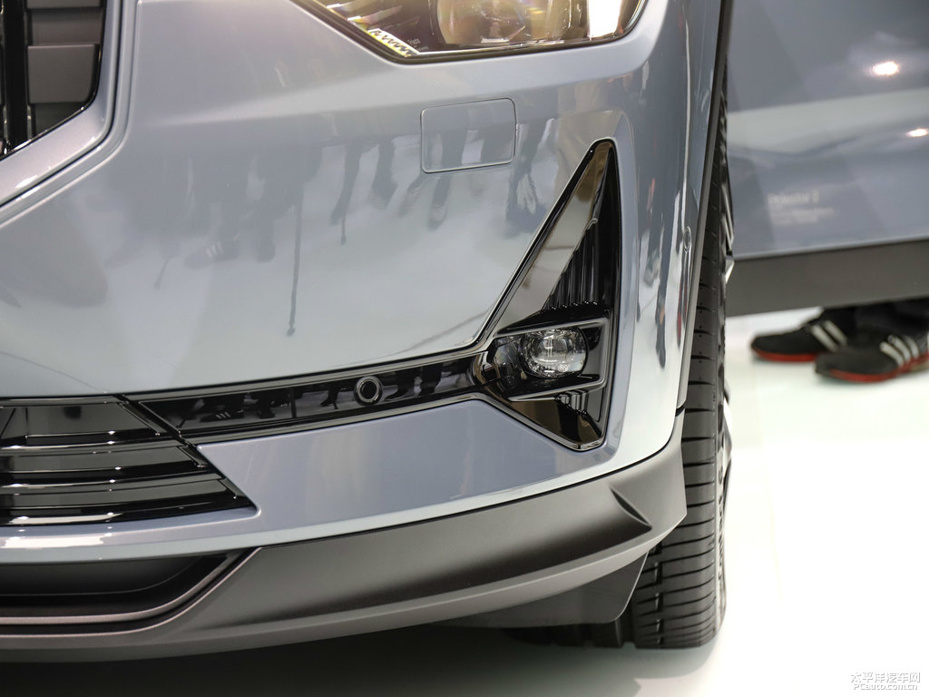 Polestar 2DƬ