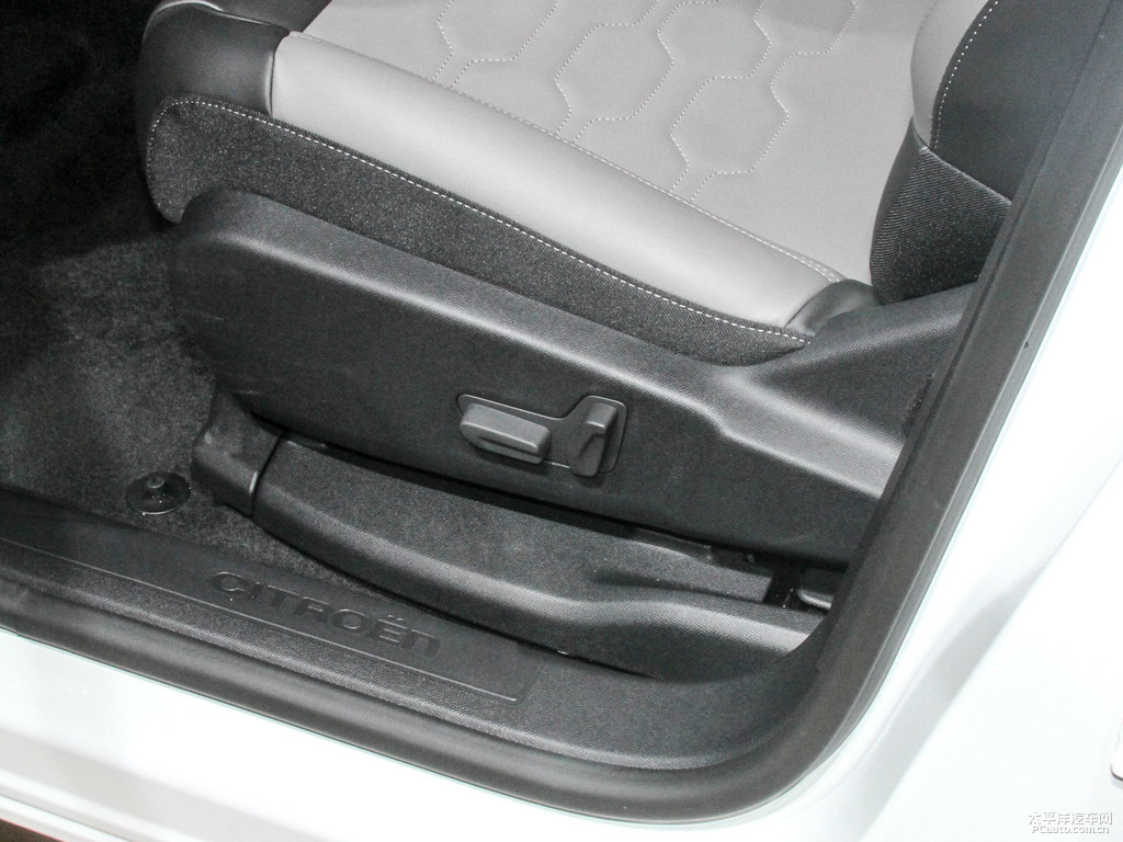  C5 AIRCROSSDƬ