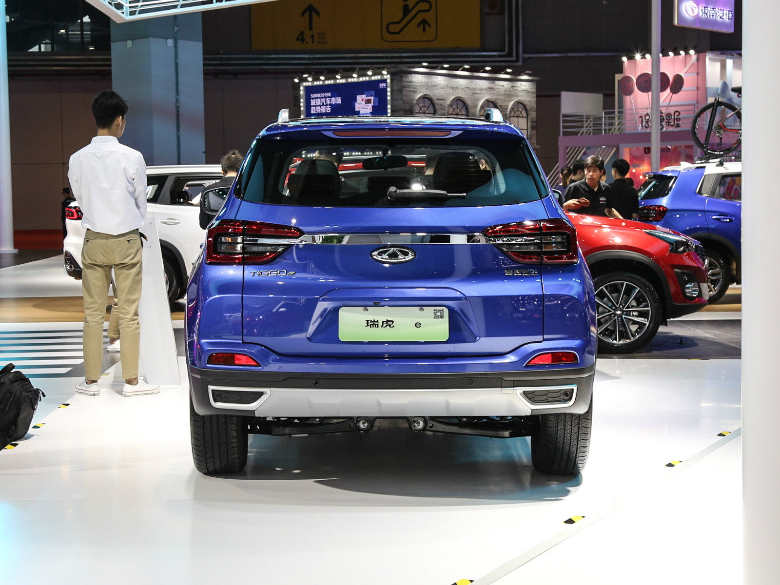 瑞虎e車展高清大圖