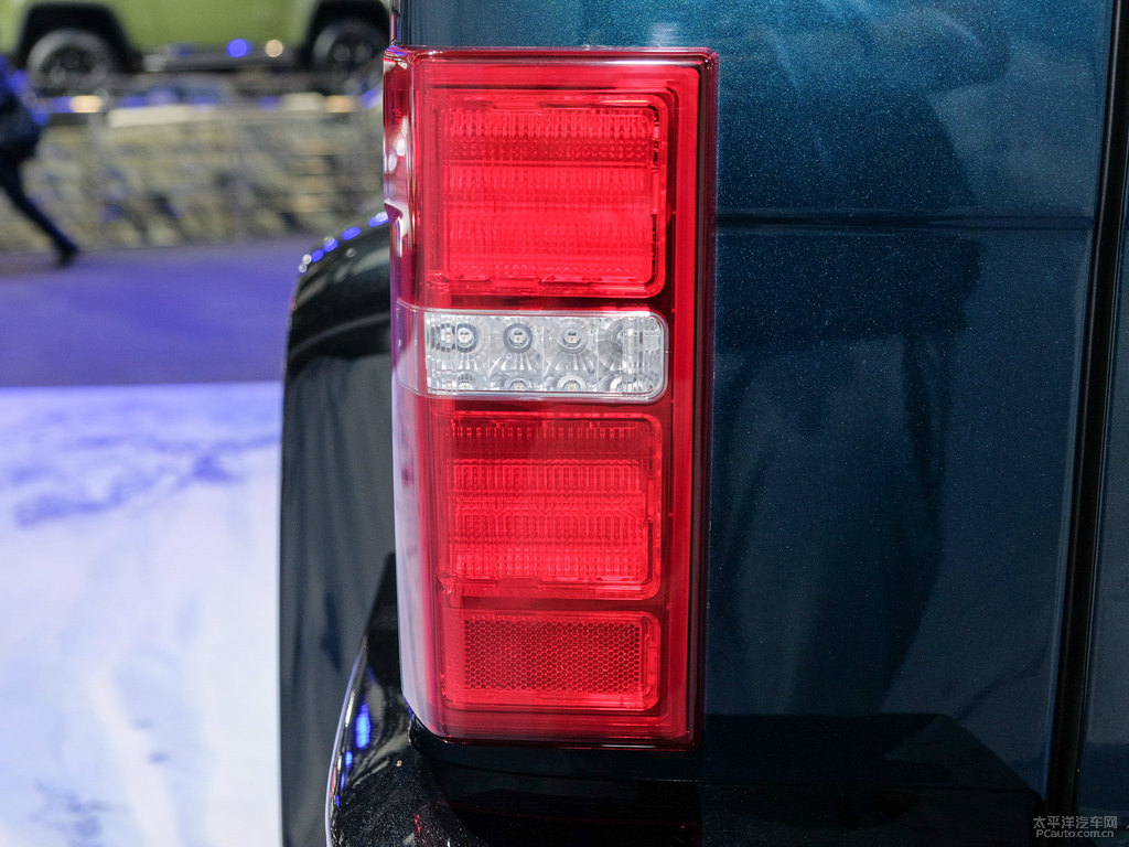 BJ80DƬ