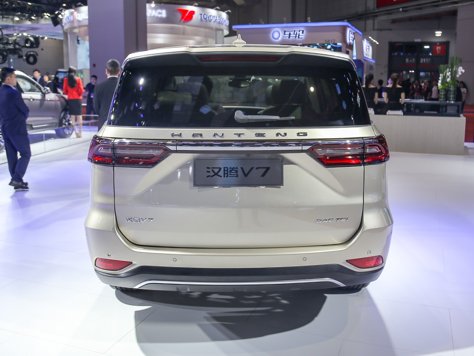漢騰V7車展高清大圖