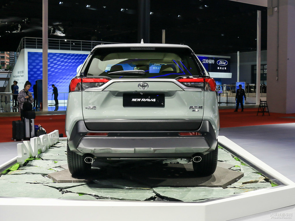 RAV4榮放圖片
