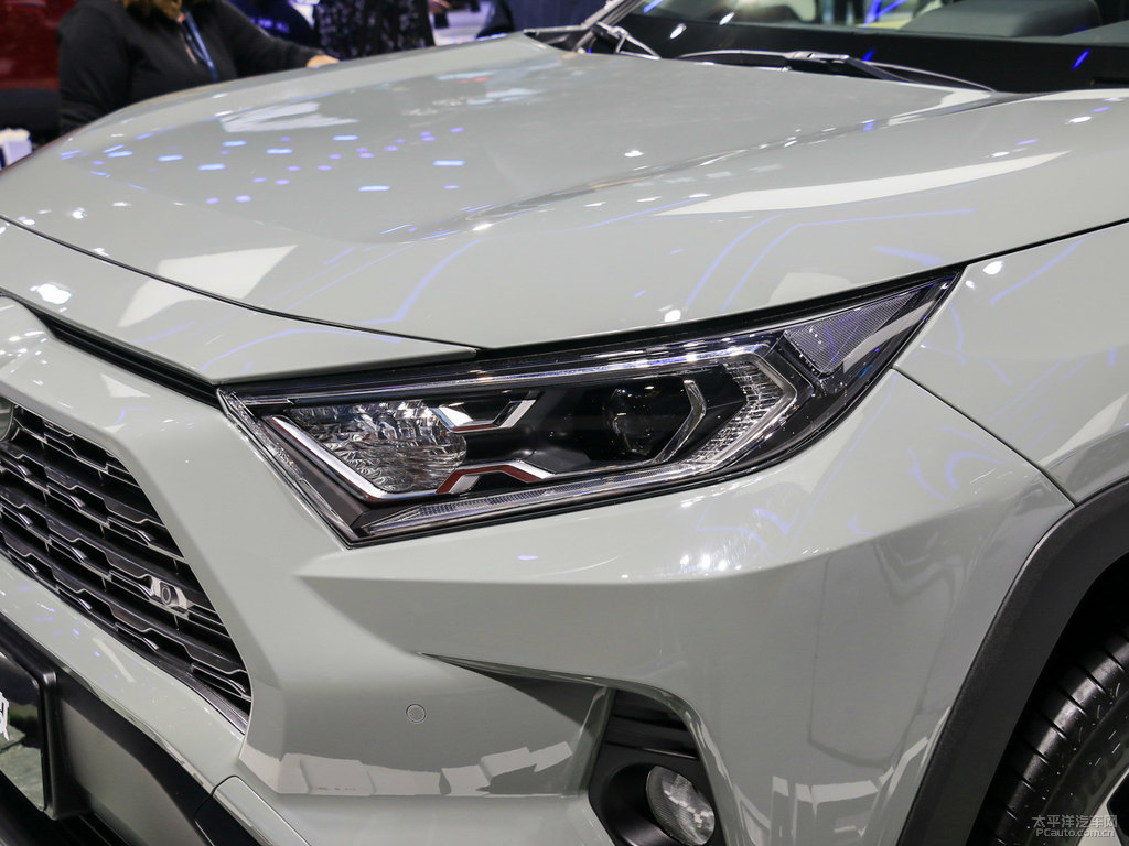 RAV4榮放圖片
