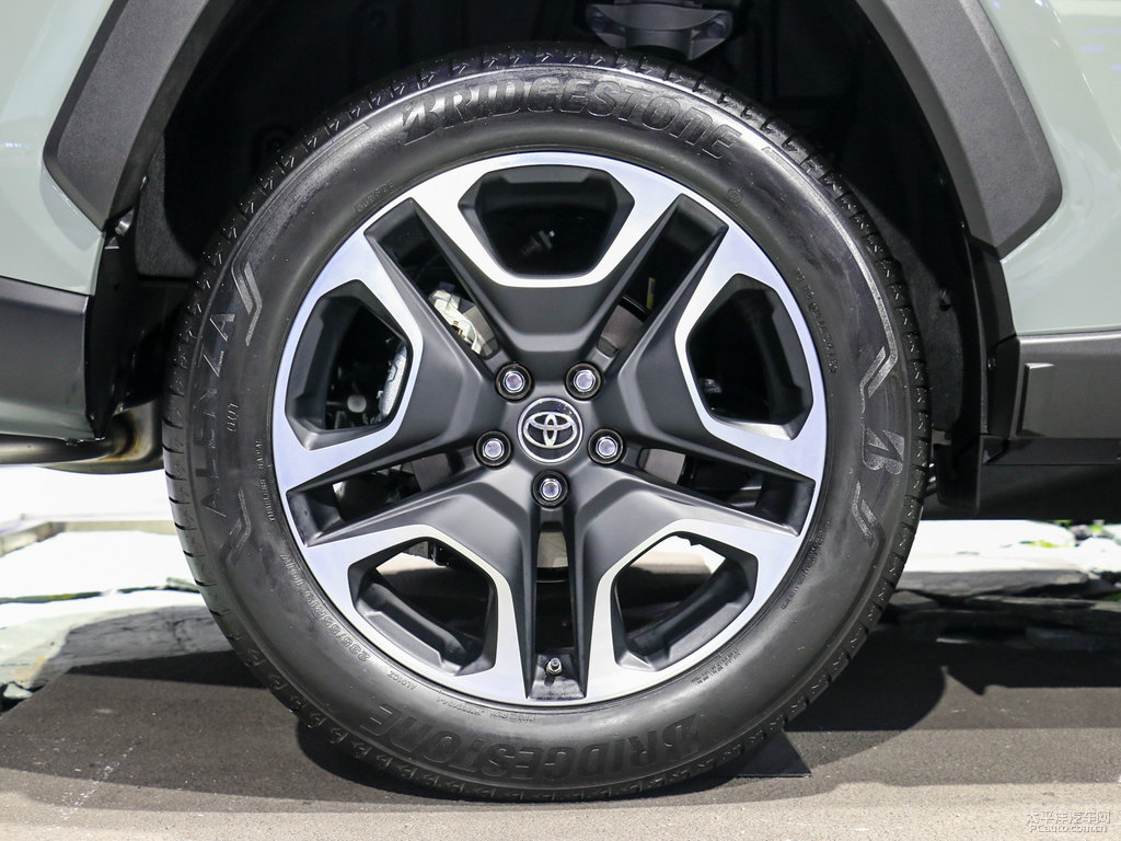 RAV4榮放圖片