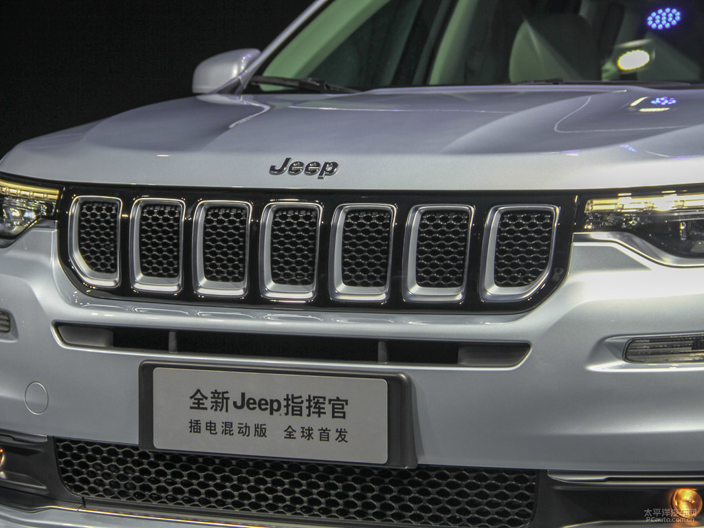 硅谷銀指揮官PHEV車頭外觀圖片