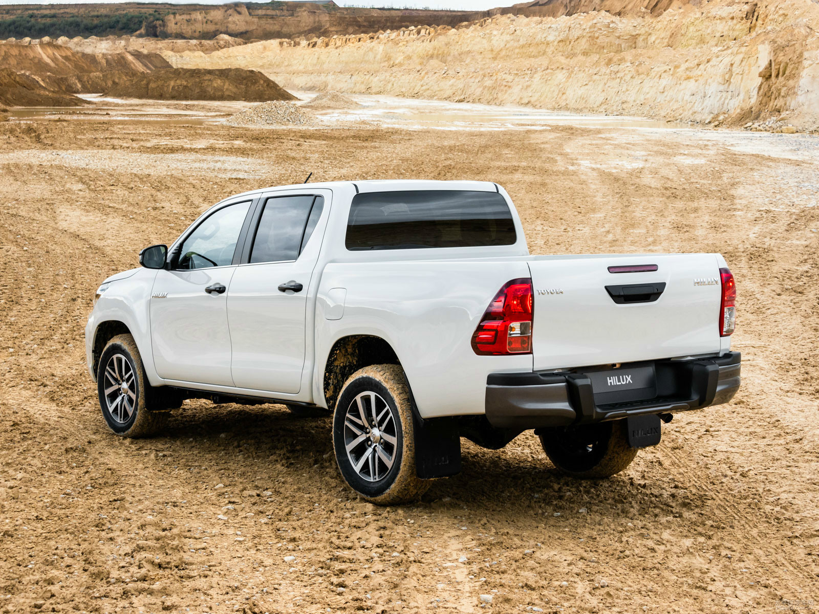 豐田Hilux外觀高清大圖