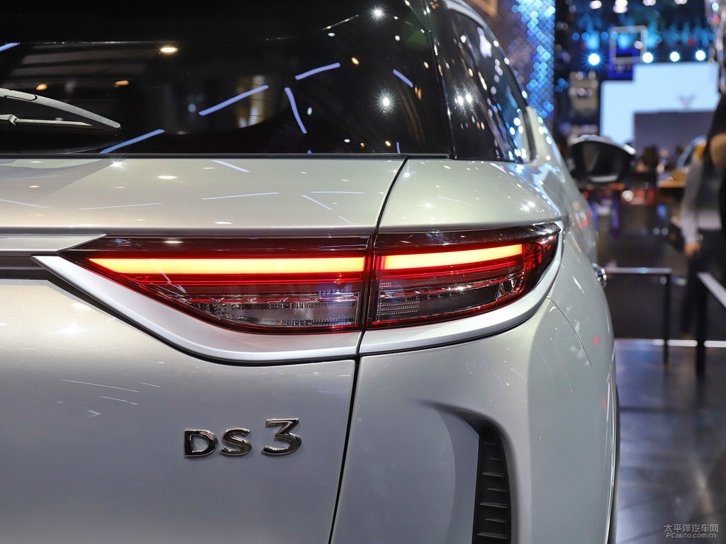 DS 3܇β^DƬ