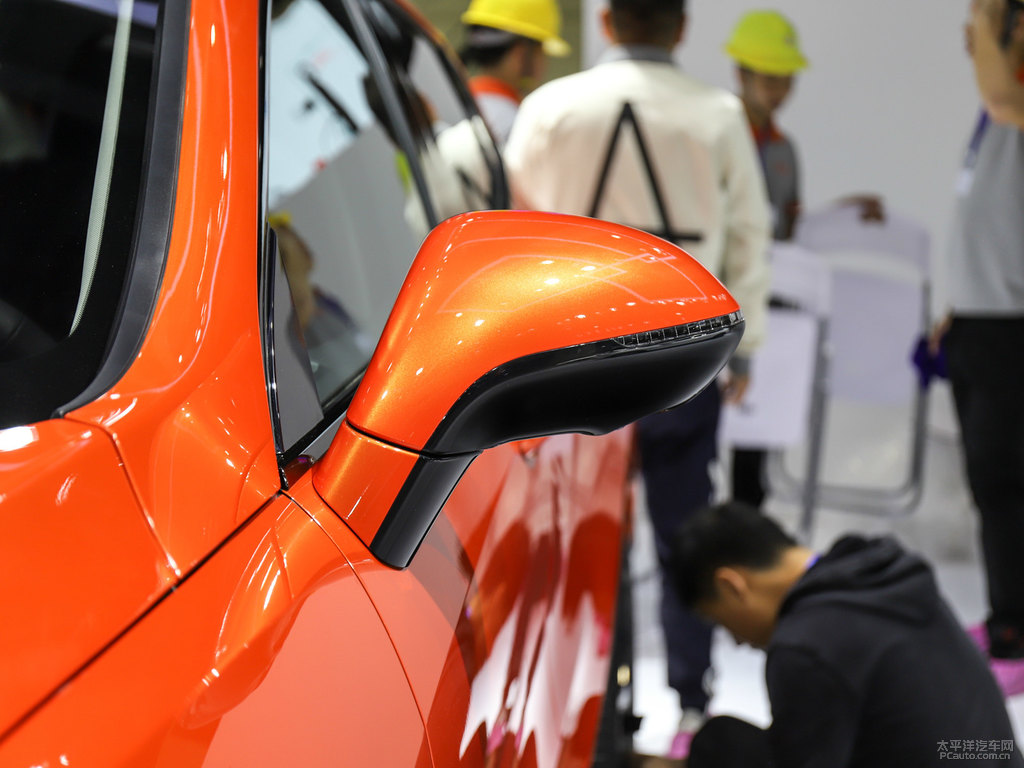活力橙魏牌 VV5車身外觀圖片