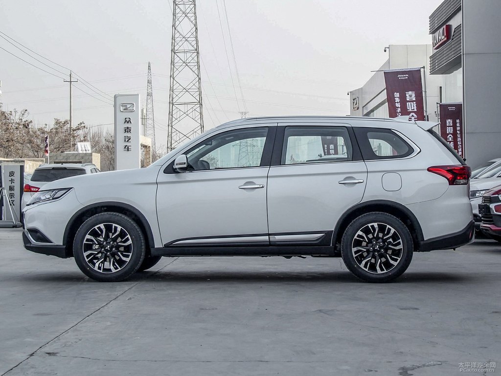 珍珠白歐藍(lán)德整車外觀外觀圖片