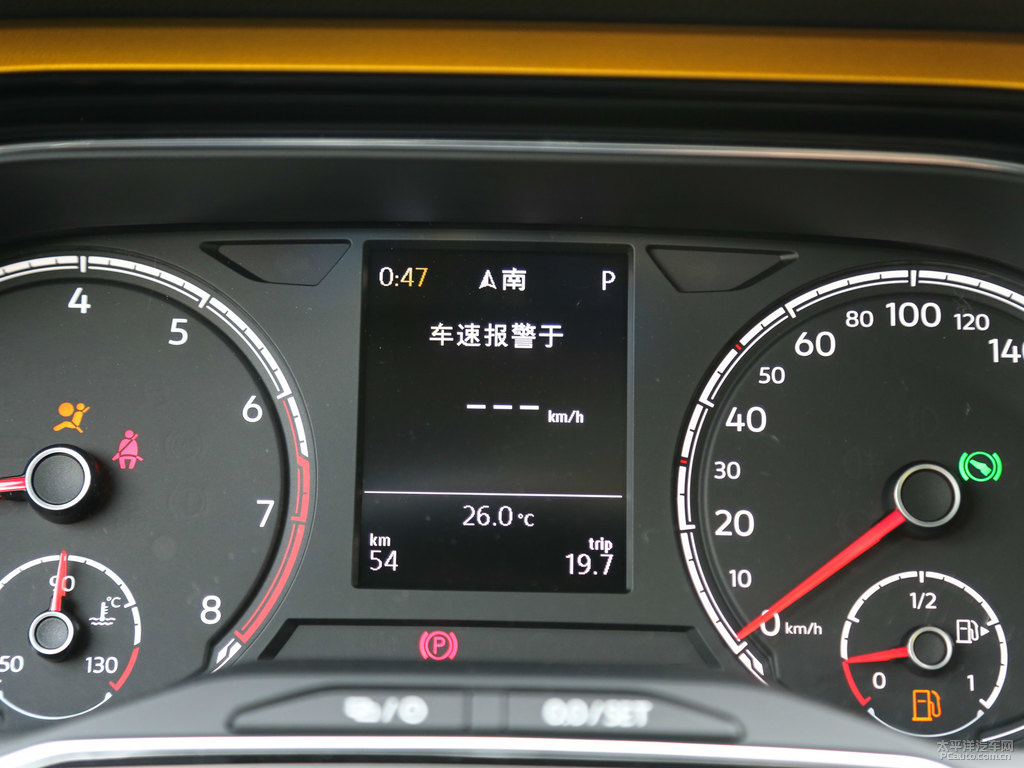 梵高金大眾Polo中控內(nèi)飾圖片