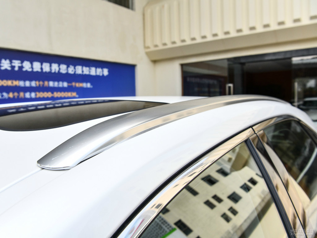 超音速石英白雷克薩斯RX車身外觀圖片