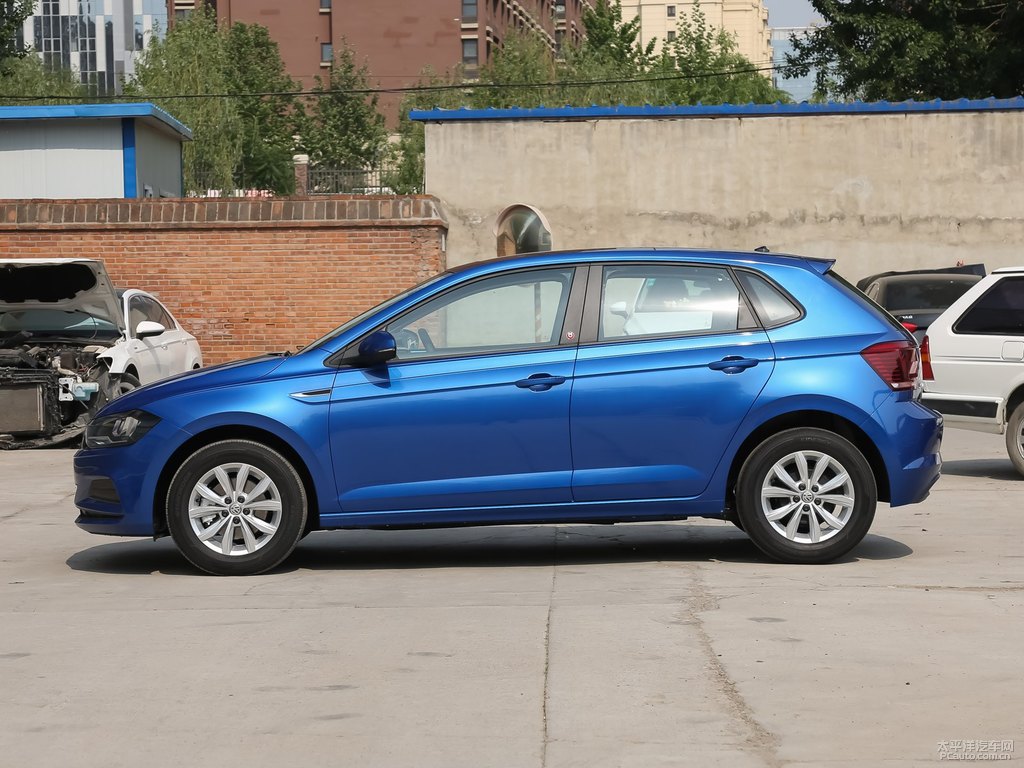皇家藍(lán)大眾Polo整車外觀外觀圖片