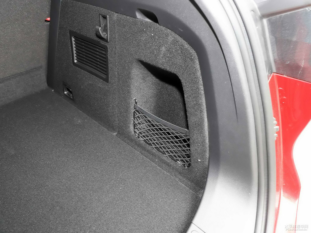 馬爾斯紅魏牌 VV5后備廂空間圖片