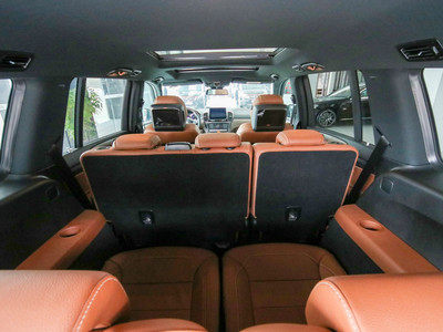Lorinser GS500空間實(shí)拍圖