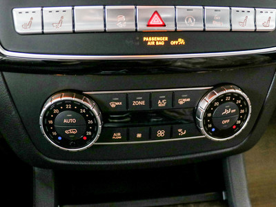 Lorinser GS500內(nèi)飾實(shí)拍圖