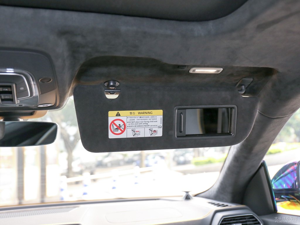 GialloAuge蘭博基尼Urus車廂內(nèi)飾圖片