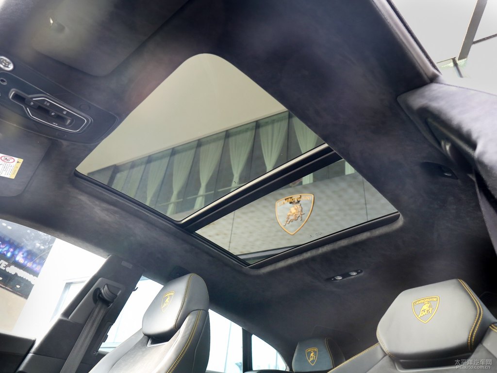 GialloAuge蘭博基尼Urus車廂內(nèi)飾圖片