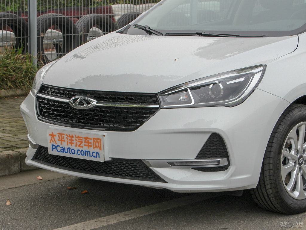 皓月白艾瑞澤5車頭外觀圖片