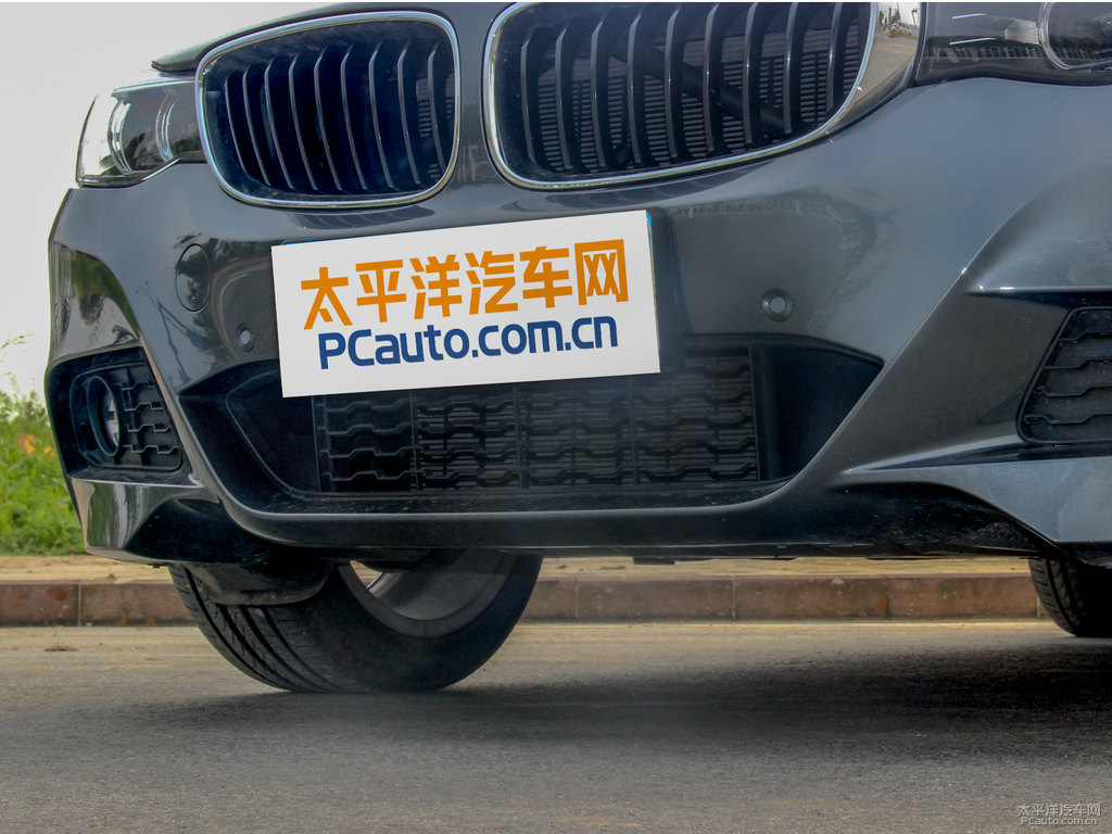礦石灰寶馬3系GT車頭外觀圖片