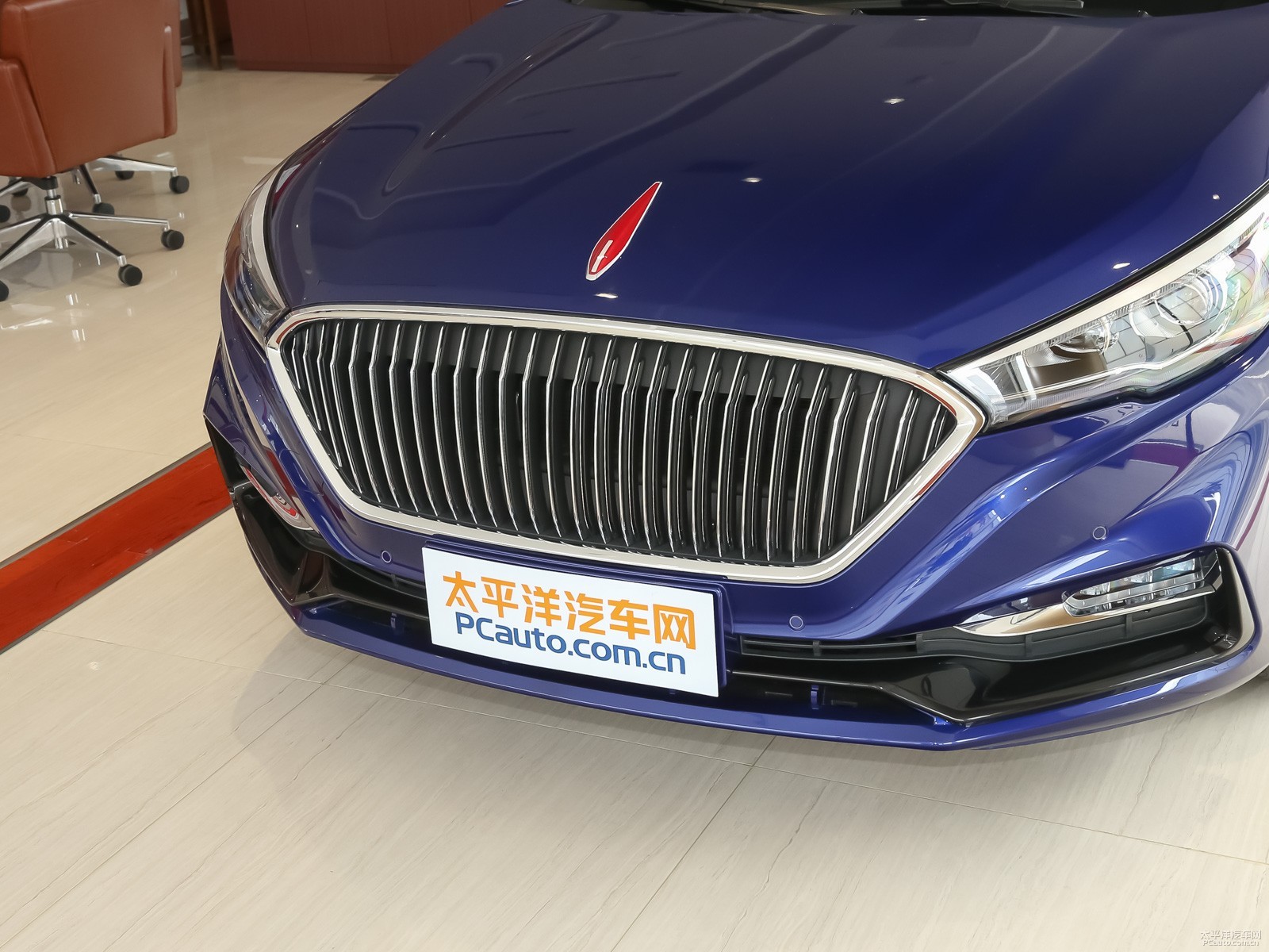 紅旗H5經(jīng)典外觀(guān)高清大圖