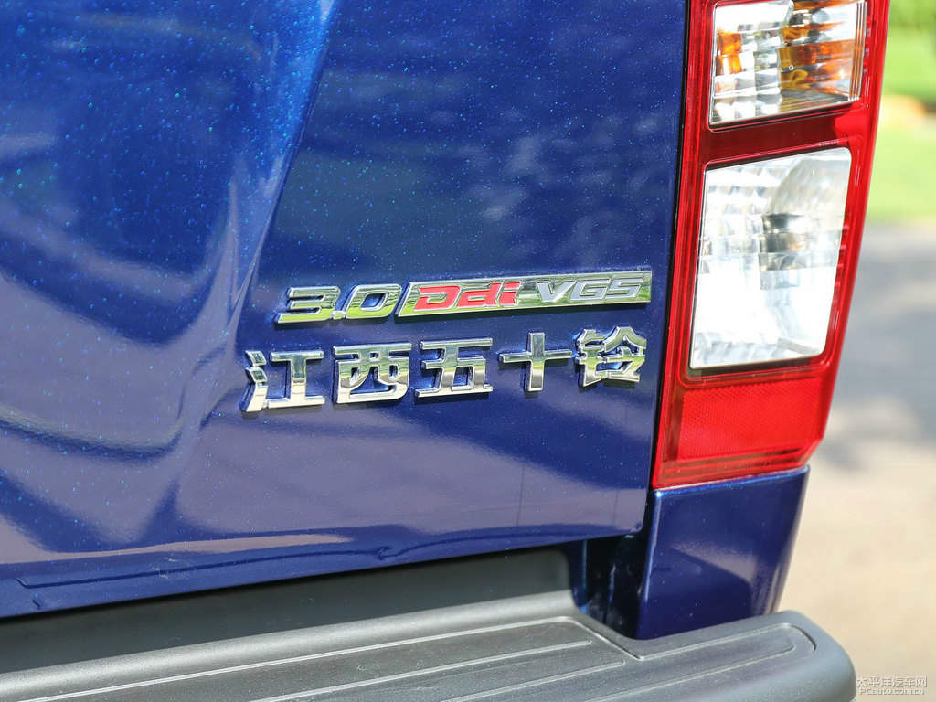 D-MAX܇β^DƬ