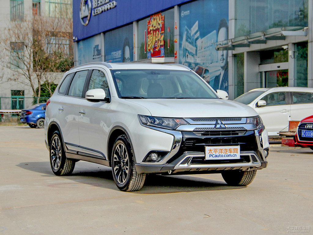 珍珠白歐藍(lán)德整車外觀外觀圖片