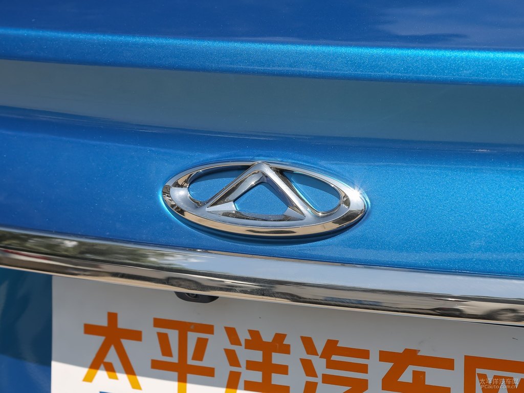星空藍(lán)艾瑞澤5車尾外觀圖片