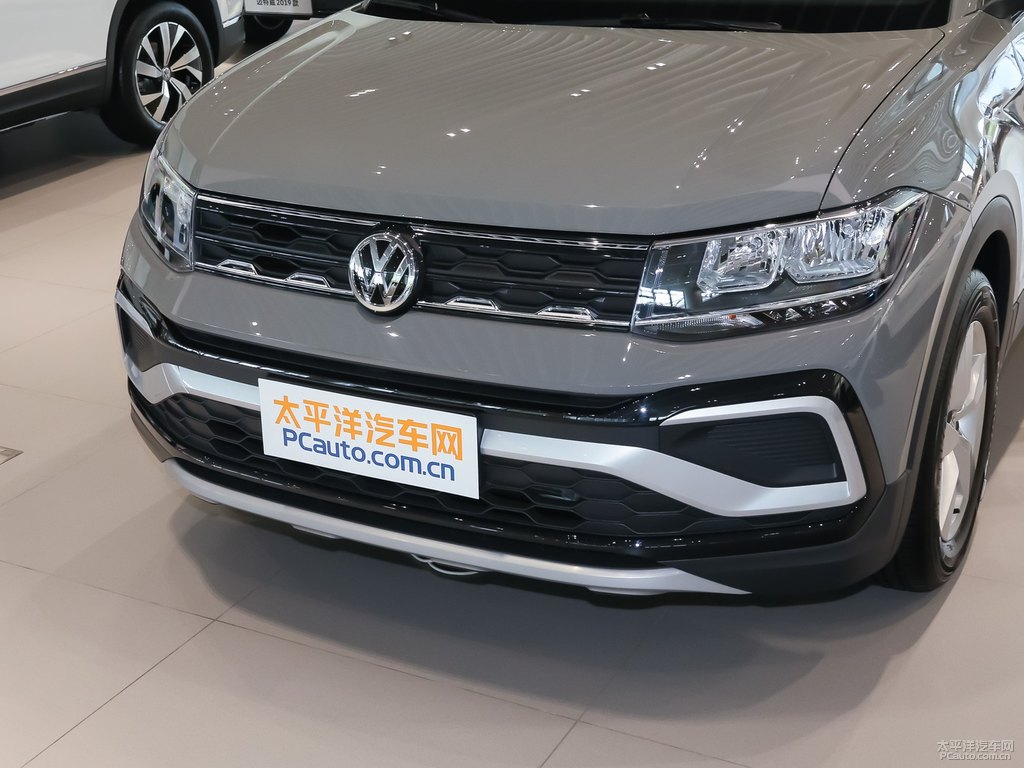 星辰灰途鎧車頭外觀圖片
