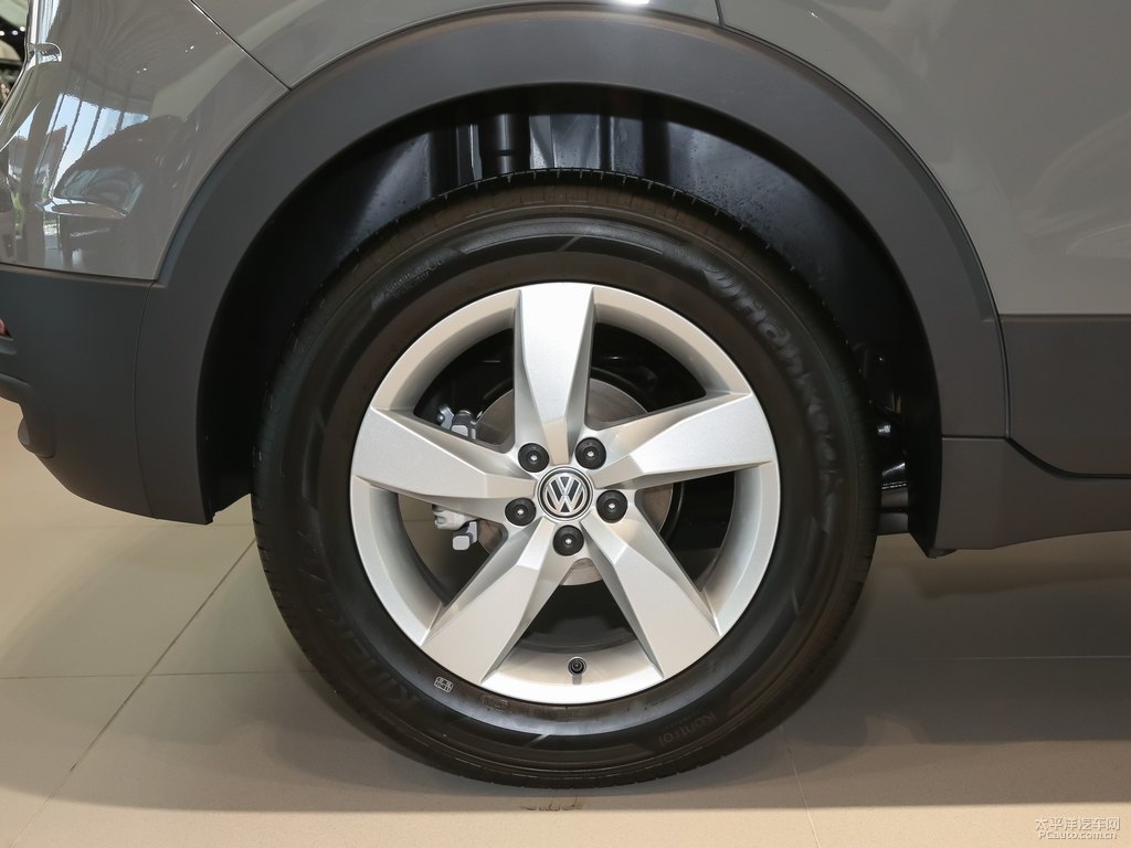 星辰灰途鎧車身外觀圖片