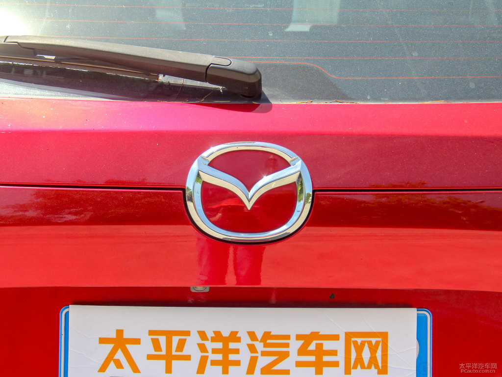 水晶魂動紅馬自達CX-5車尾外觀圖片