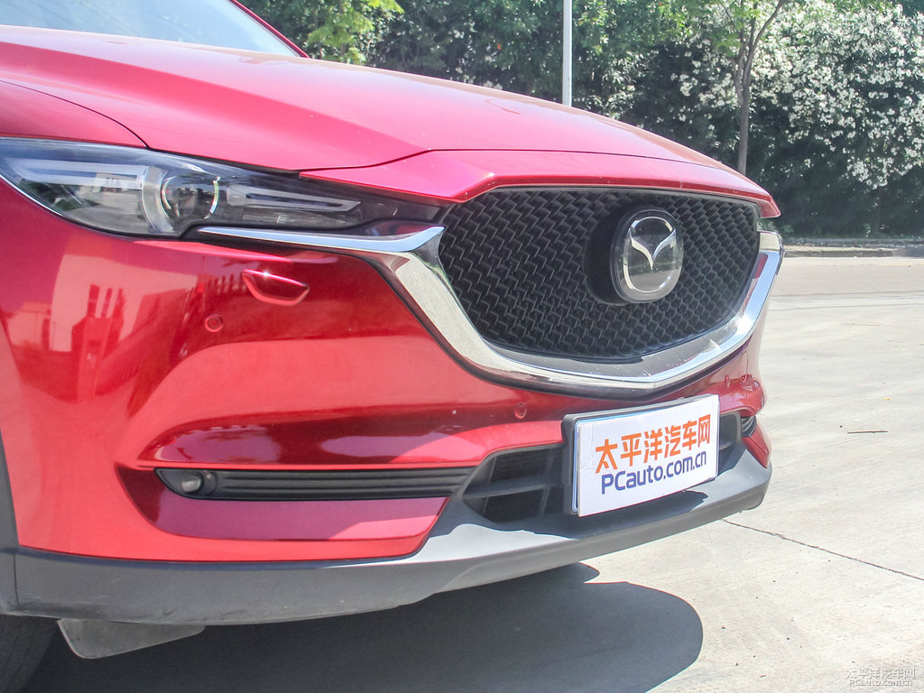 水晶魂動(dòng)紅馬自達(dá)CX-5車頭外觀圖片