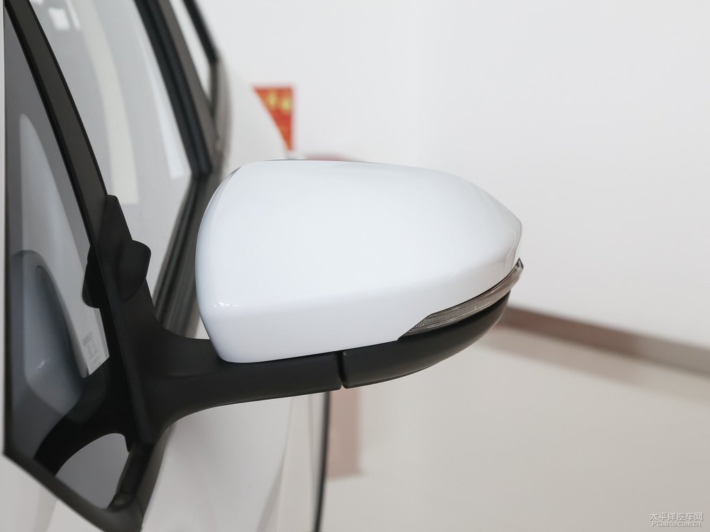 冰晶白遠景X3車身外觀圖片