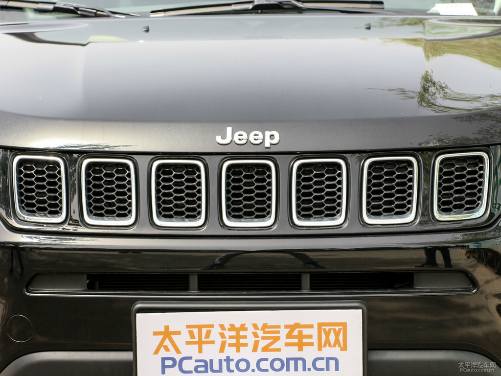 晶黑指南者車頭外觀圖片