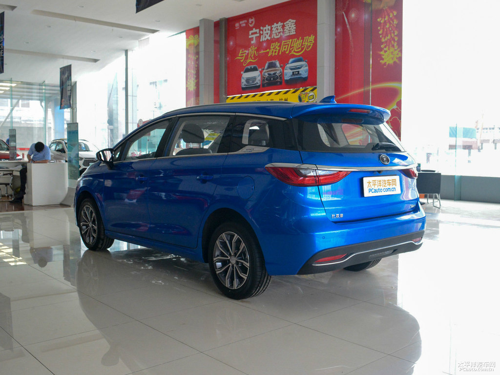 鉆石藍宋MAX整車外觀外觀圖片