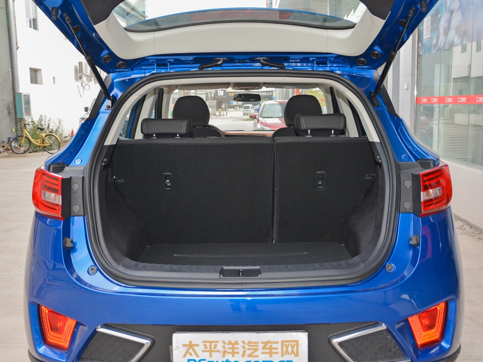 眾泰T300空間高清大圖