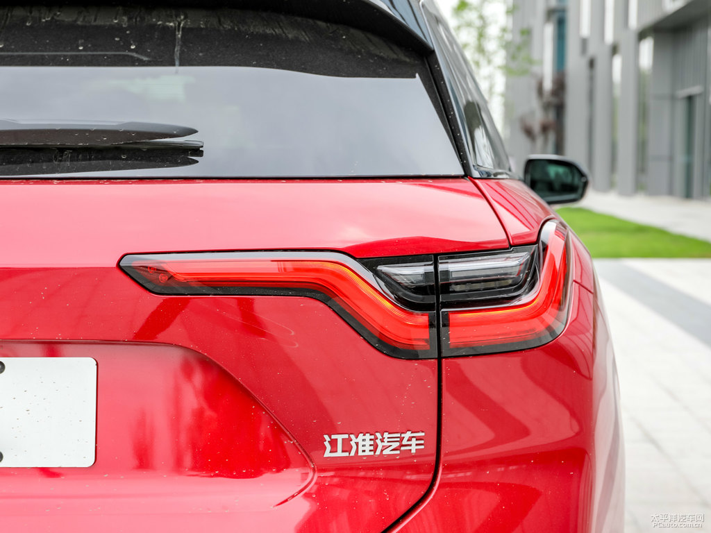 火星紅蔚來(lái)ES6車尾外觀圖片