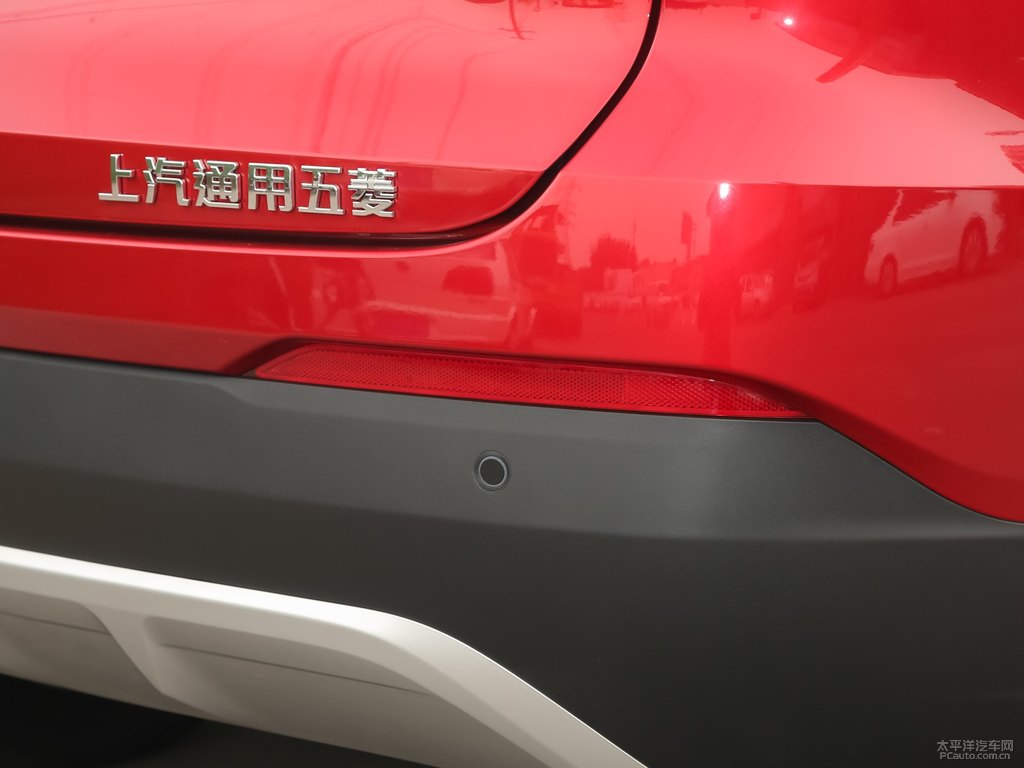 金屬紅寶駿510車尾外觀圖片