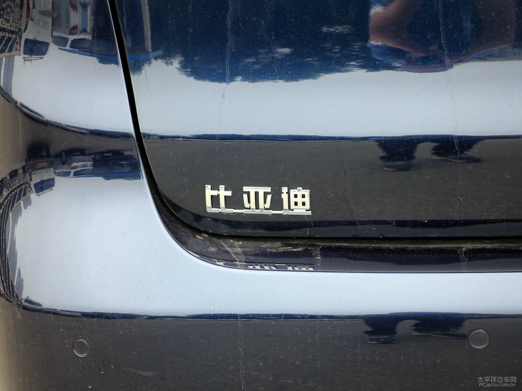 墨石藍(lán)宋MAX車尾外觀圖片