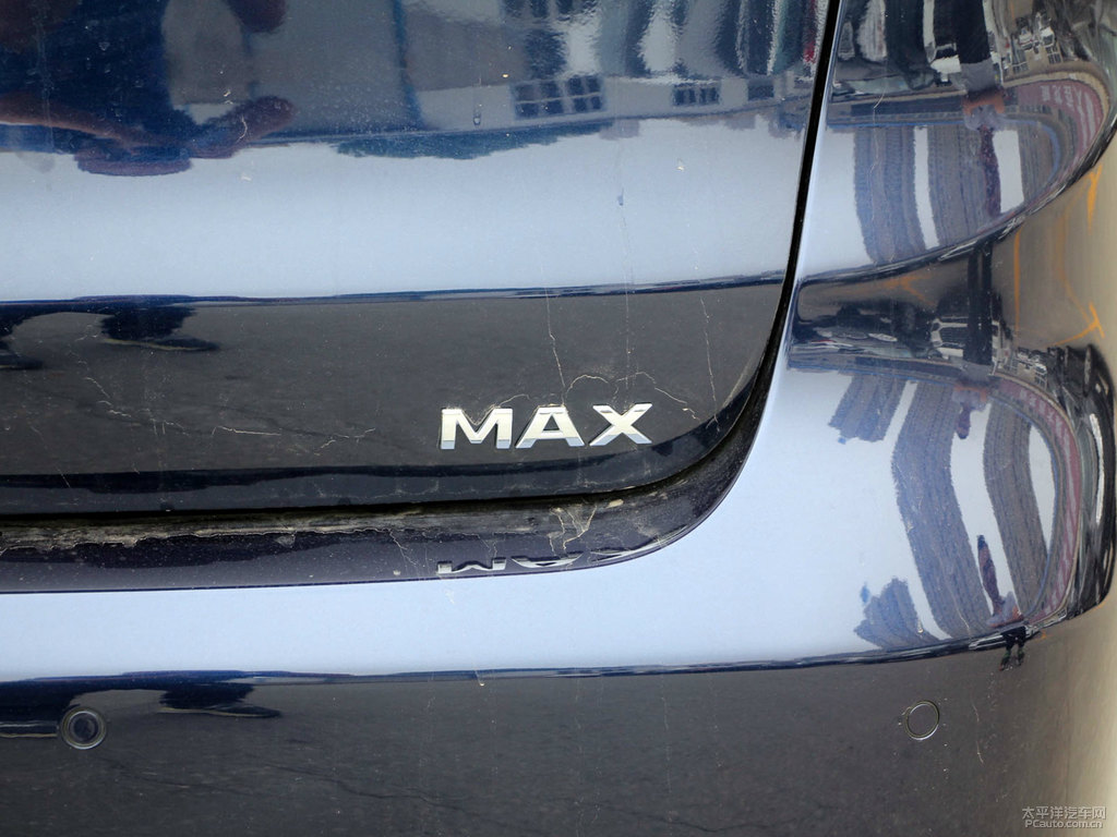 墨石藍(lán)宋MAX車(chē)尾外觀圖片