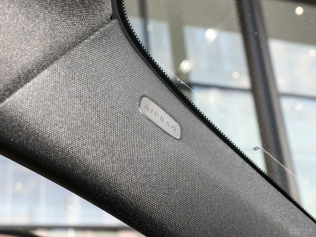 宇宙黑奔馳A級車廂內(nèi)飾圖片