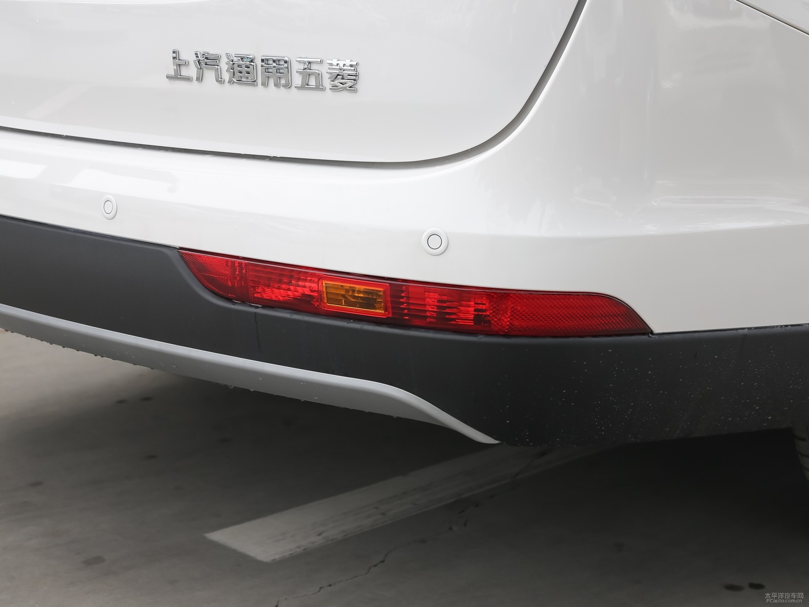 寶駿730外觀高清大圖