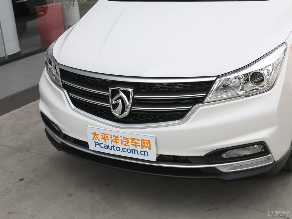 糖果白寶駿730車頭外觀圖片
