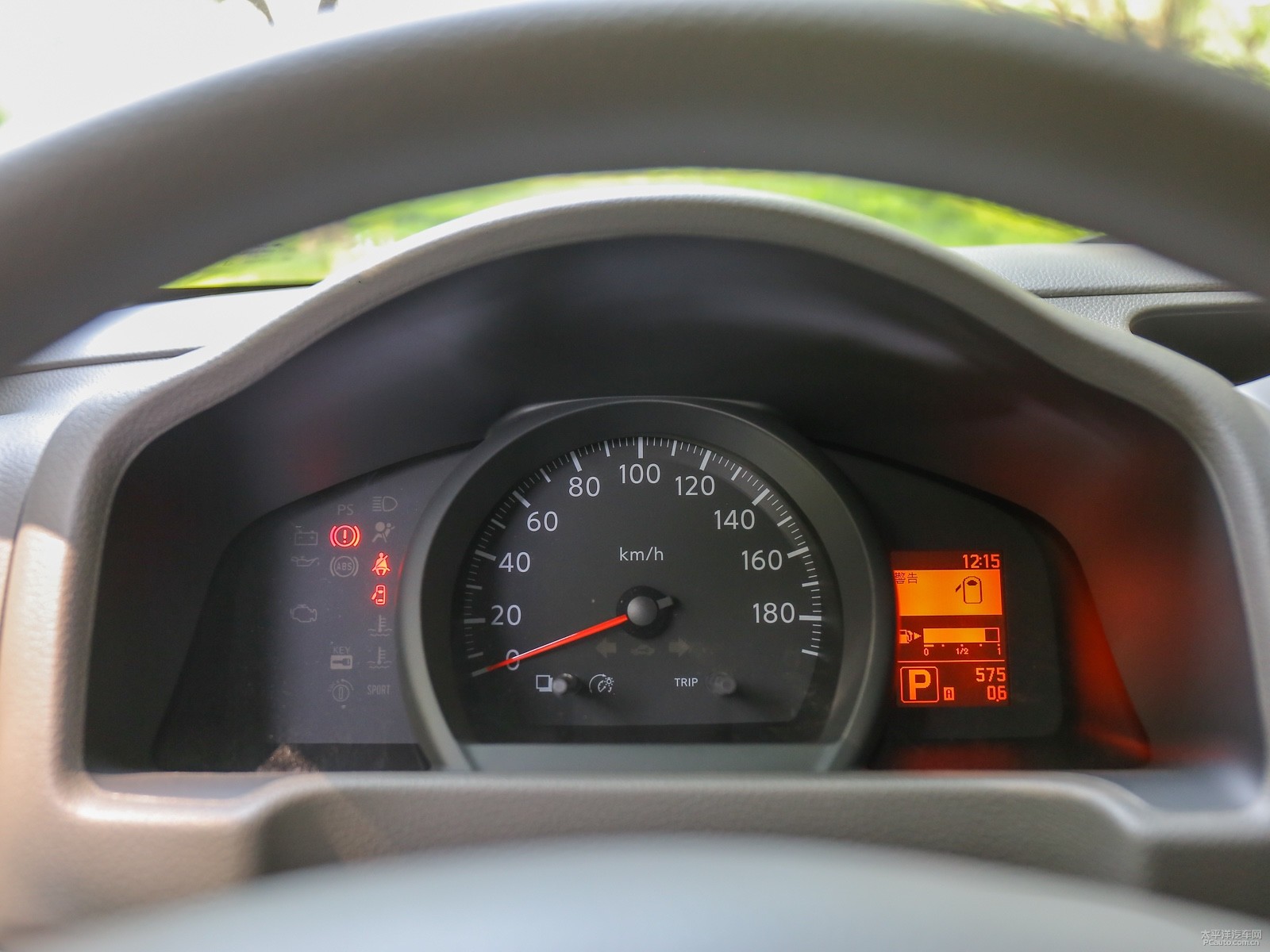 日產(chǎn)NV200內(nèi)飾高清大圖