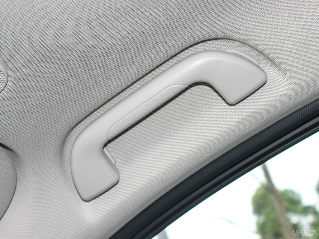 夢幻藍(lán)魏牌 VV7車廂內(nèi)飾圖片