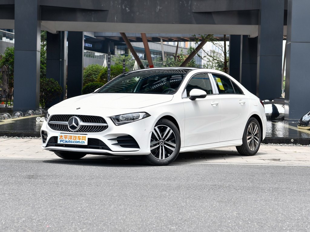 北極白奔馳A級整車外觀外觀圖片