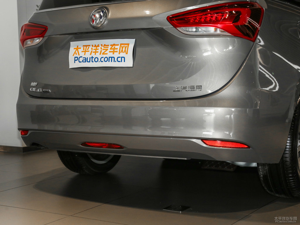 亞麻金別克GL6車尾外觀圖片